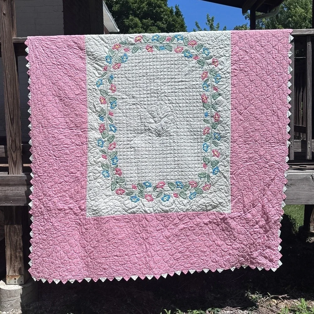 Vintage Cottagecore Floral Wreath Quilt Pink Morning Glory Farmhouse Full/Double
